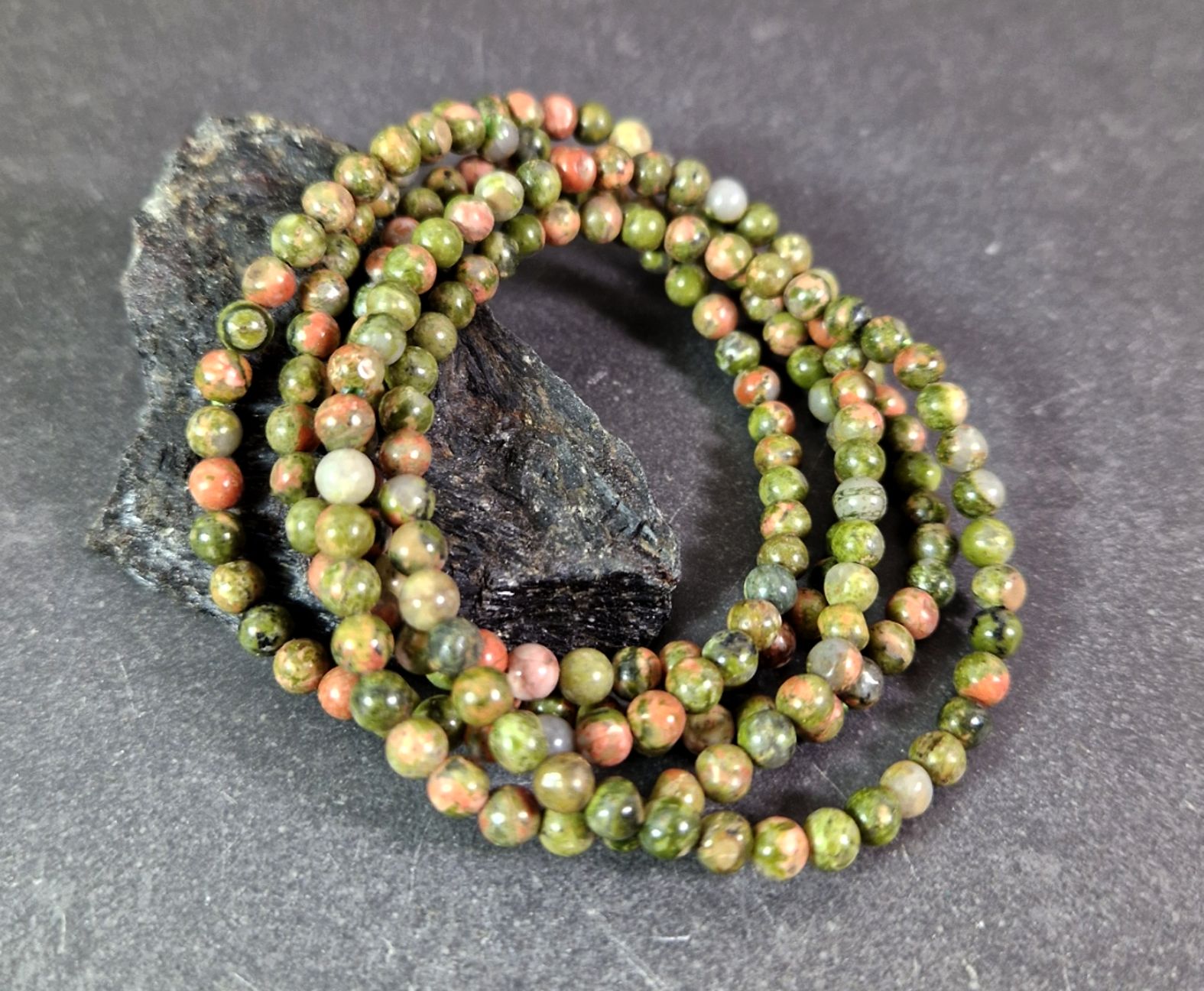 Unakit Armband  - 5mm Pärlor