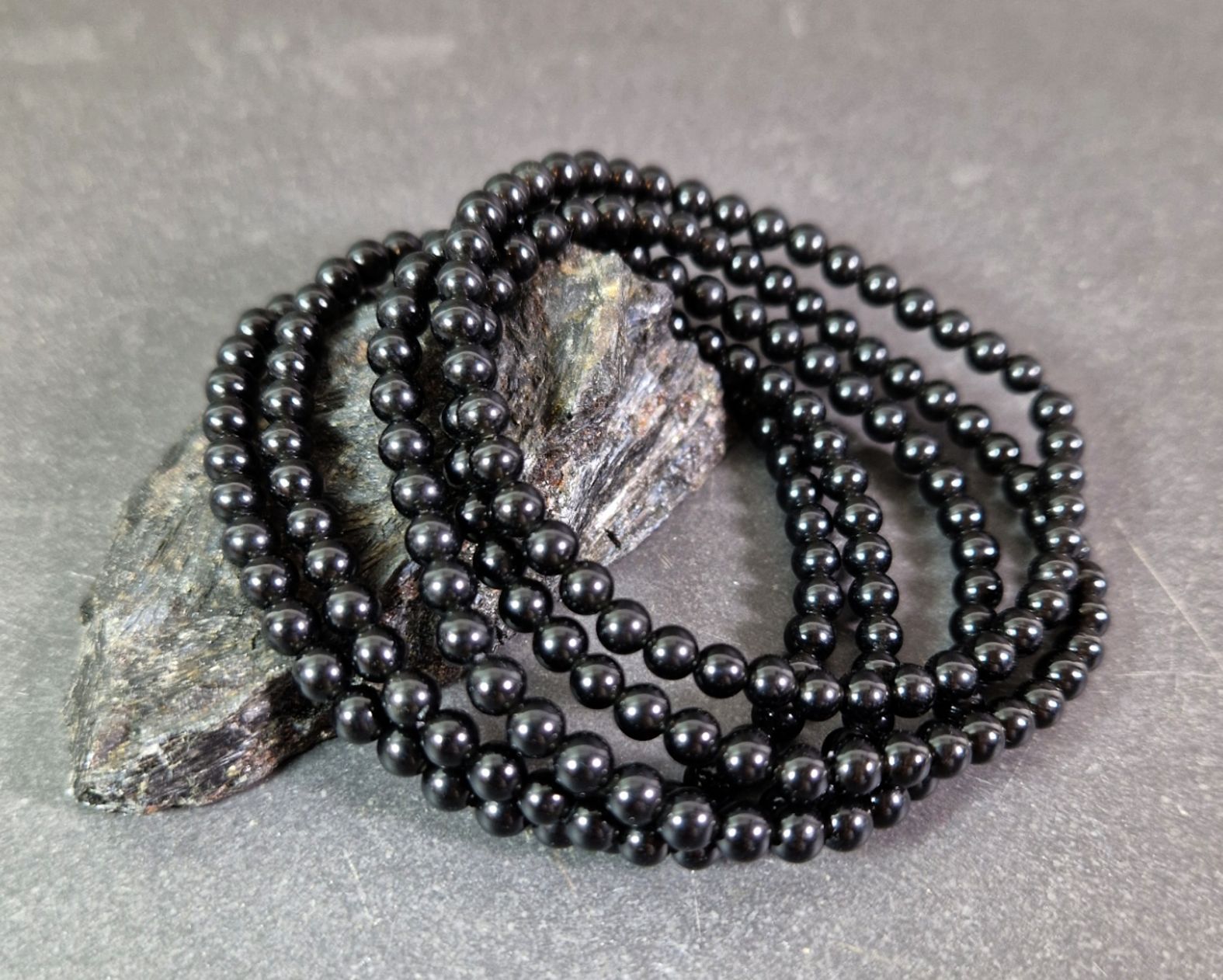 Svart Obsidian Armband  - 5mm Pärlor