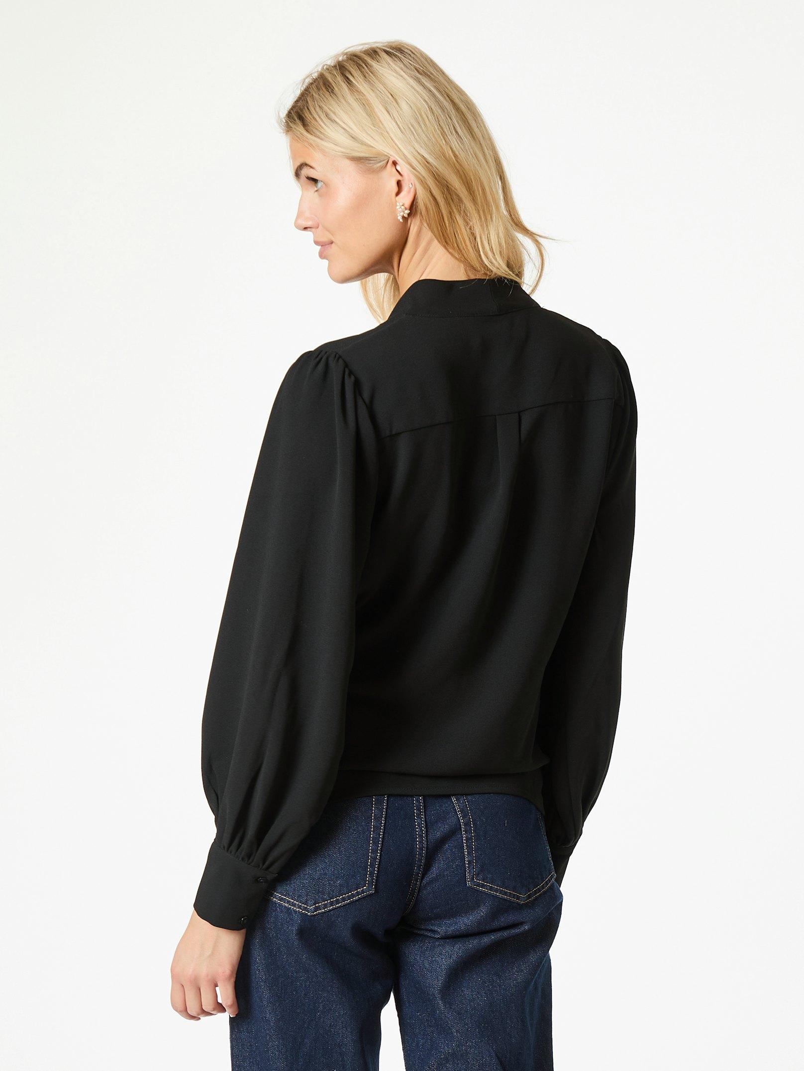 Vildra Blouse Black - 4