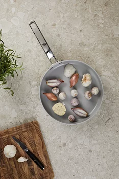 Återvunnen aluminium stekpanna - 25 cm