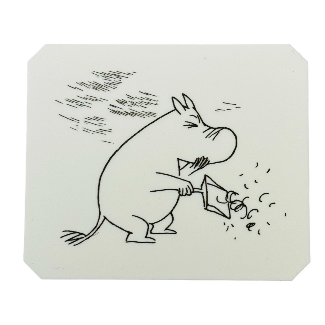 Moomin Ice Scraper - Moomintroll shovels angrily