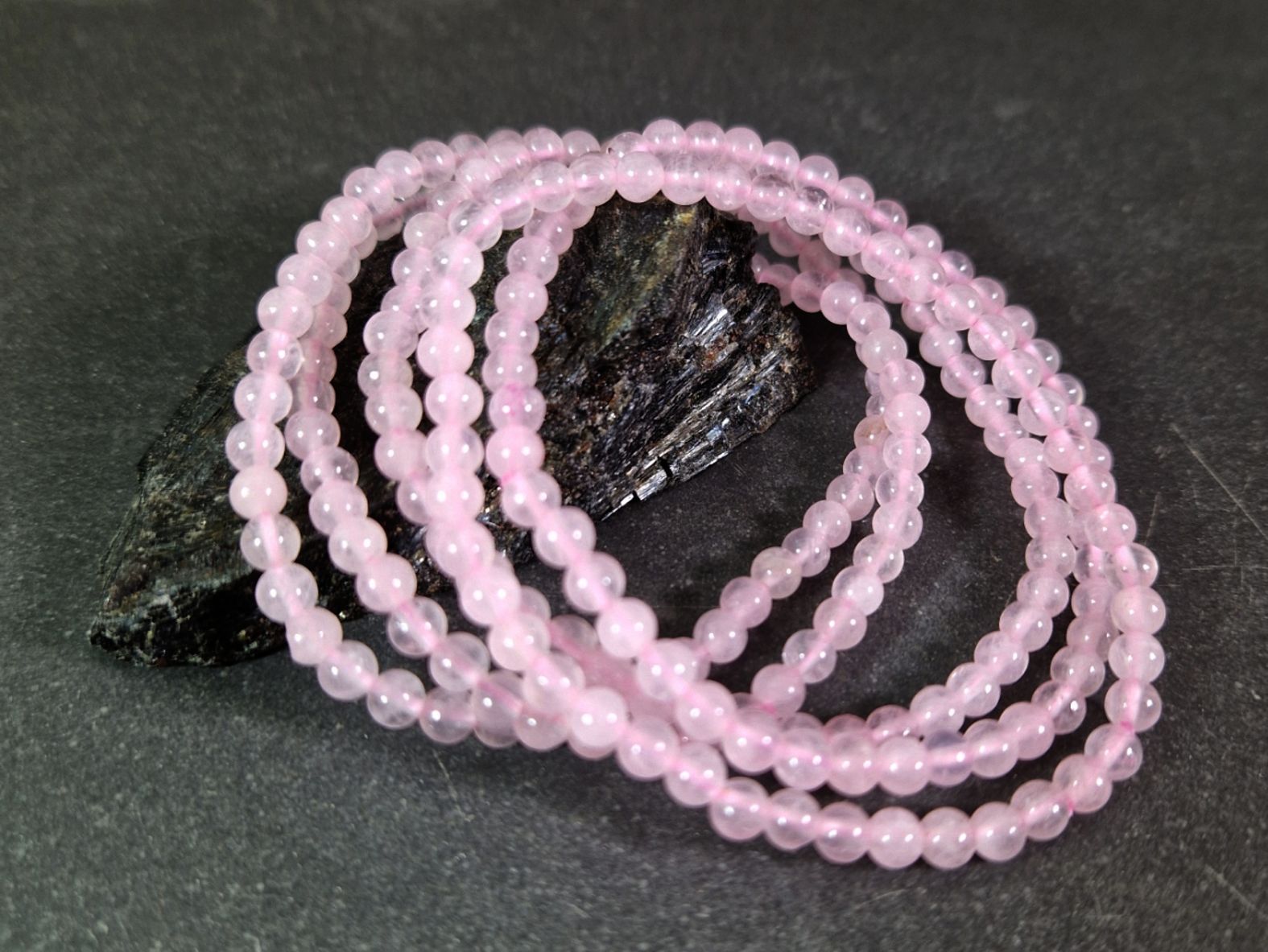 Rosenkvarts Armband  - 5 mm Pärlor