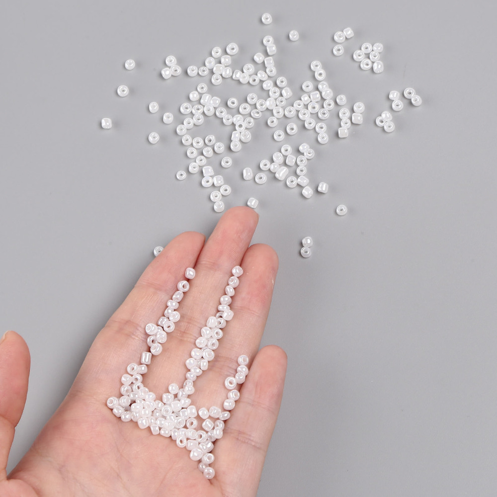 Seedbeads 8/0 vit ceylon - 4