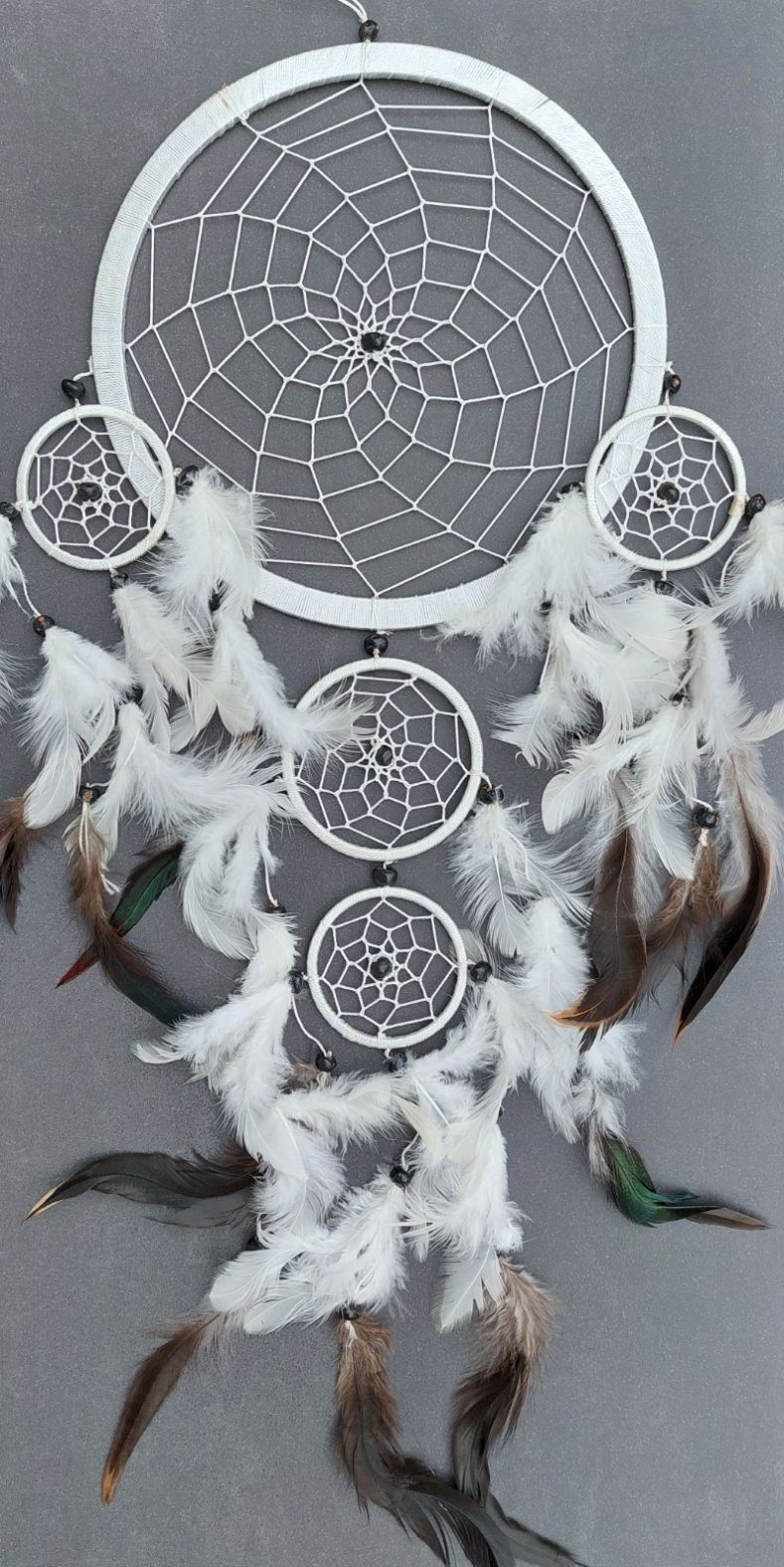 Vit Drömfångare med fem ringar - 22 cm