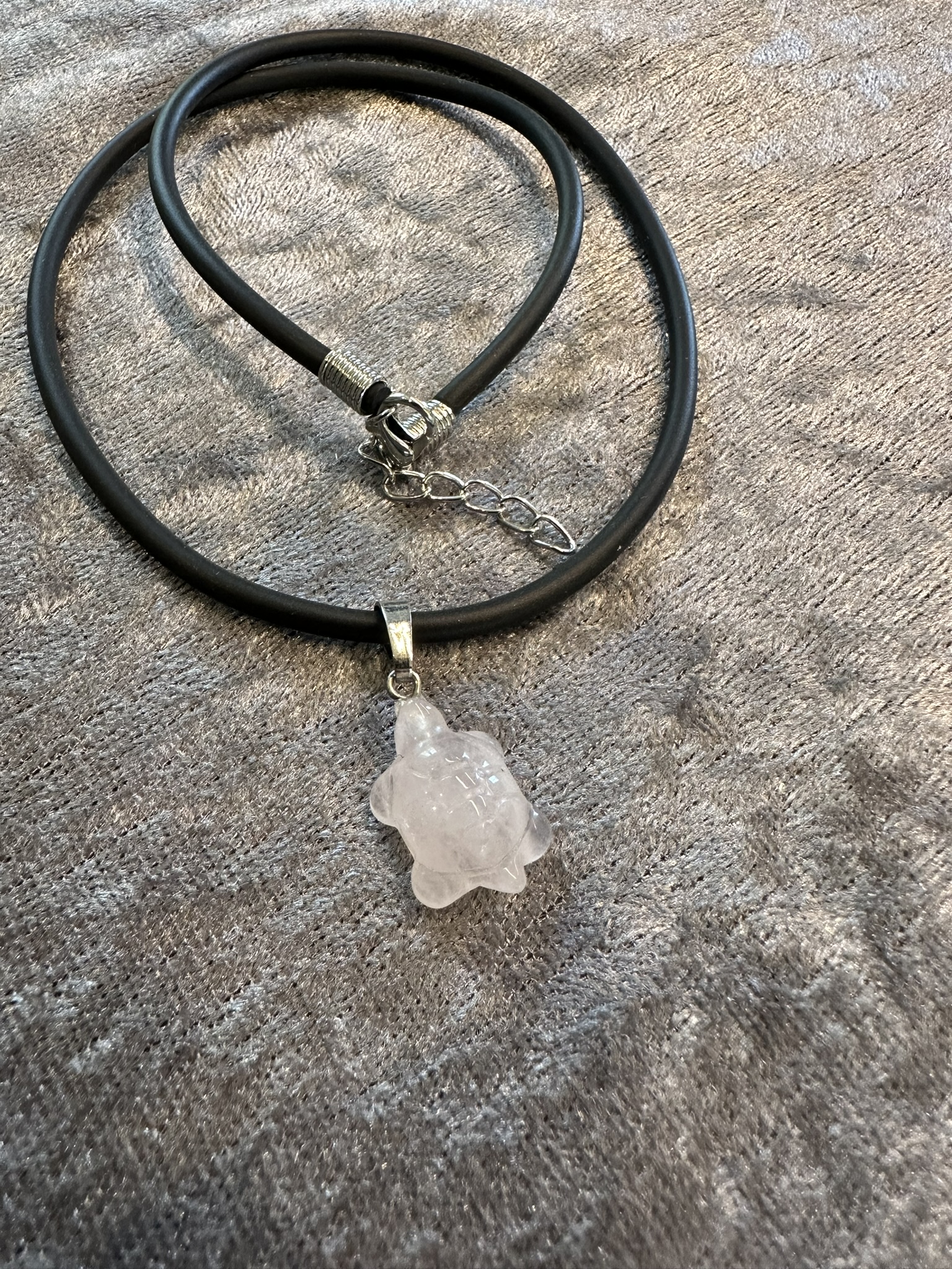 Halsband med rosenquarts