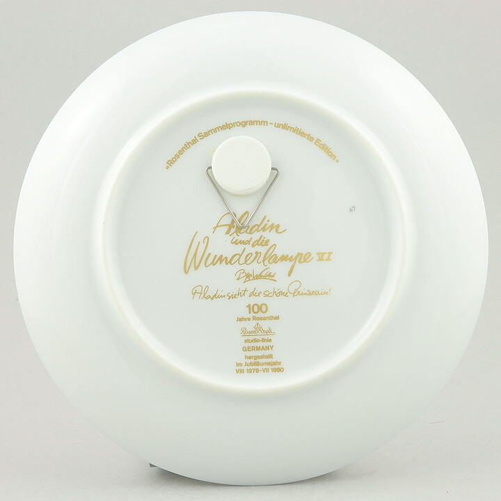 Björn Wiinblad (Aladin 1979) Colorful Wall Plaque #6 with Tale Motif 16 cm <with Box>  [Sample Images]