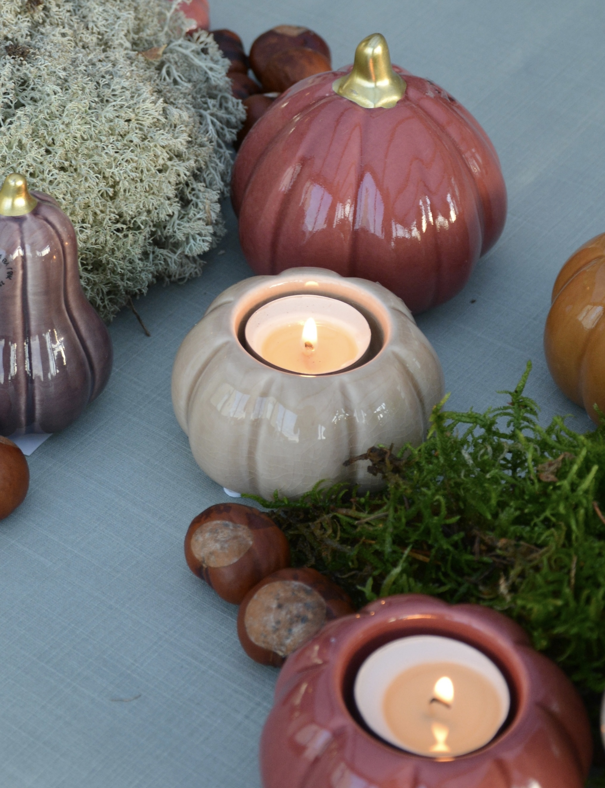 Pumpa ljuslykta beige 7,8 cm keramik