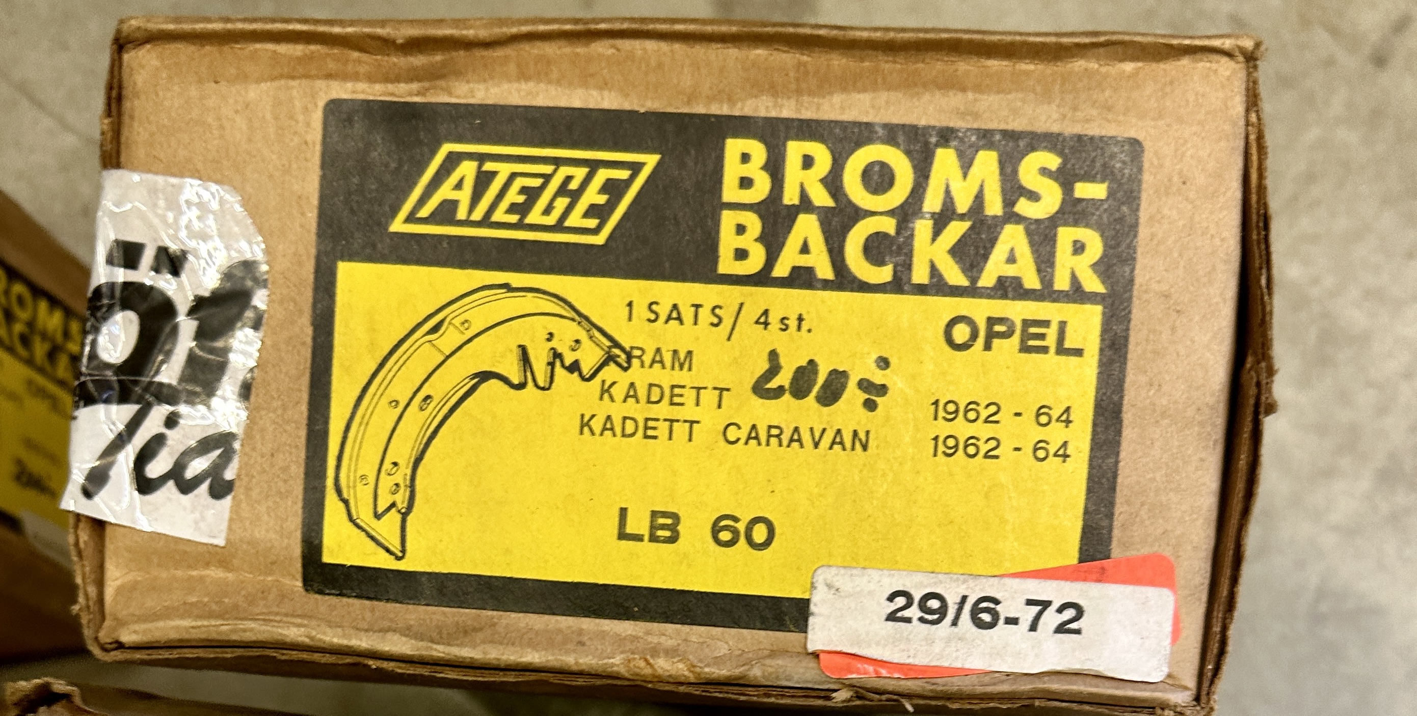 Kadett A 62-65 Bromsbackar fram