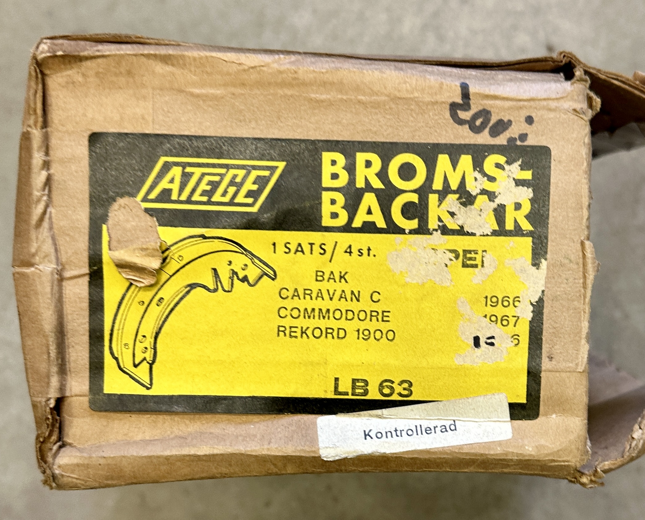 Caravan C / Commodore / Rekord A - Bremsbacken