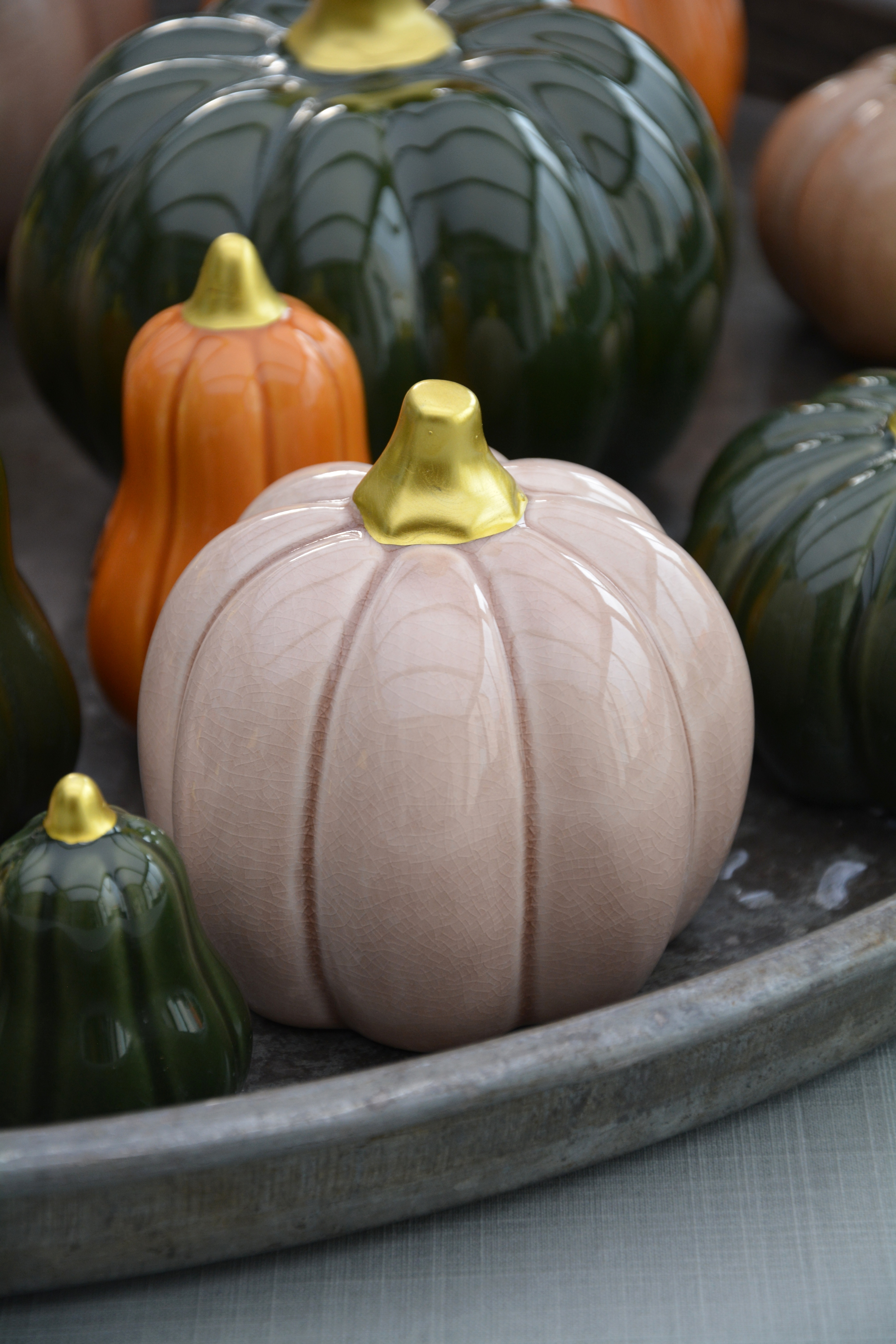 Pumpa beige stor rund 10 cm keramik
