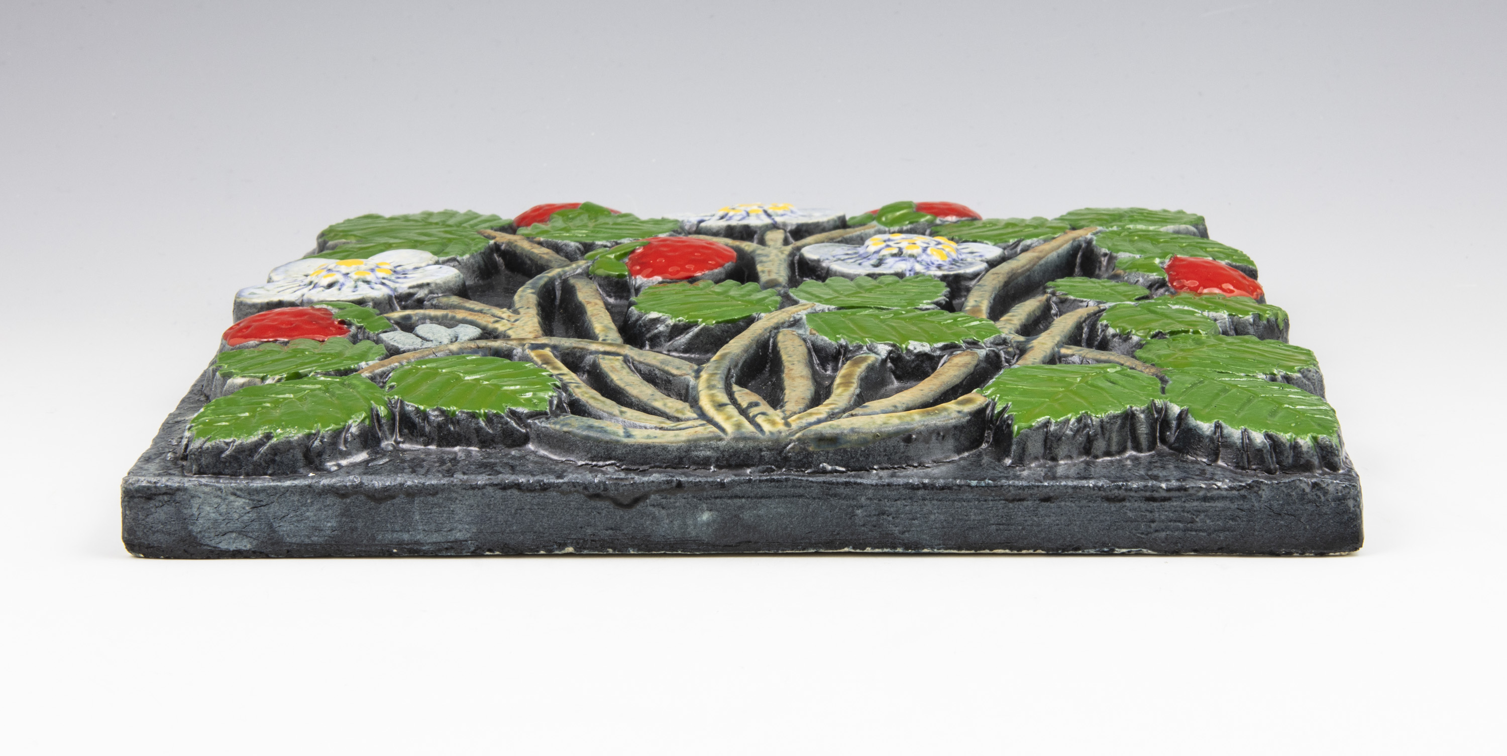 Strawberries - Pomona - Wall Plate - 3