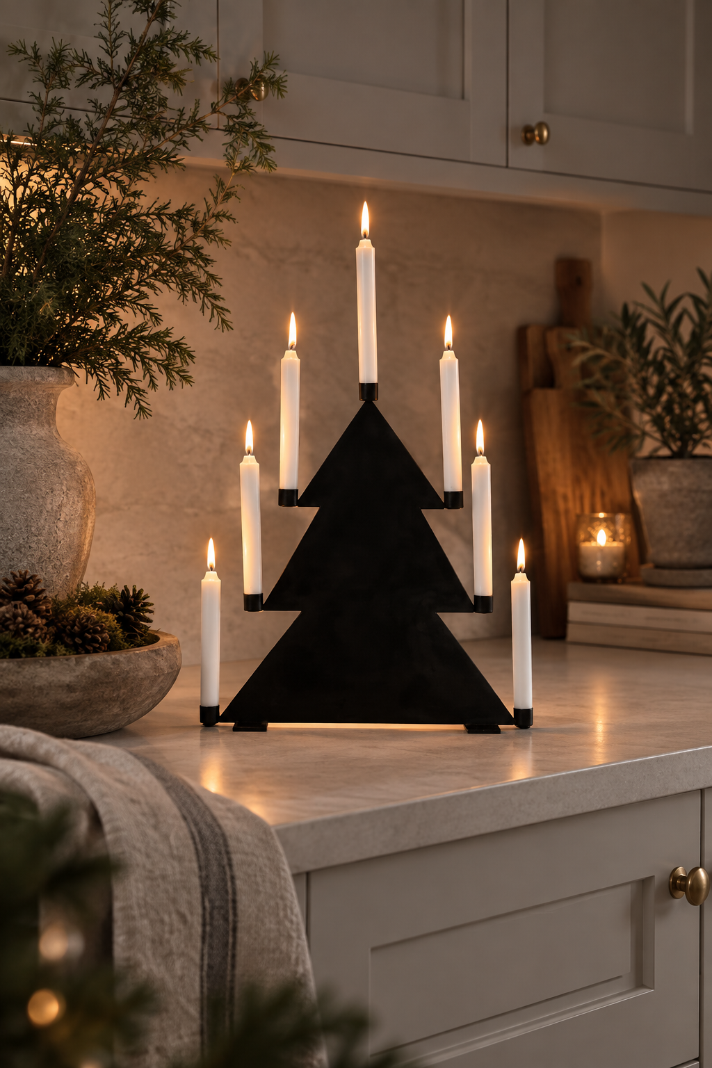 Candlestick - Fir tree - Christmas tree - Black - Metal - 44x41 cm