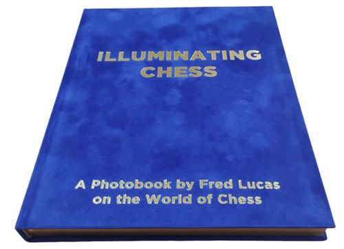 Illuminating Chess - Hårdpärm