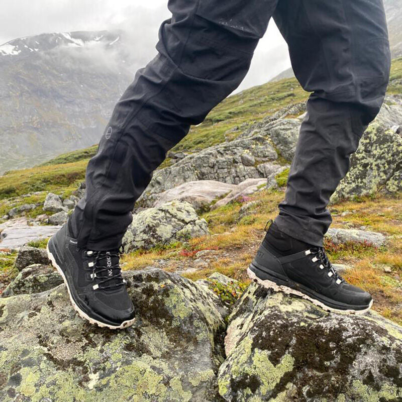 Halti Hiker Kuru Herr DrymaxX Black - Outdoorskor - 10