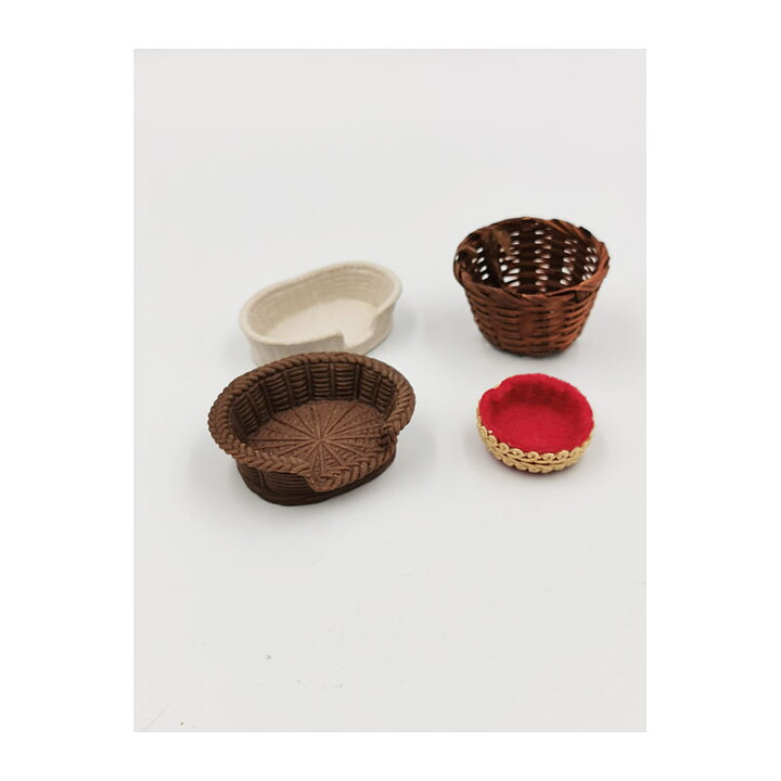 Dockhus Second Hand - Mixed Set Baskets