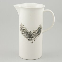 Suzanne Öhlén (1985)  White Pitcher Vase 20 cm
