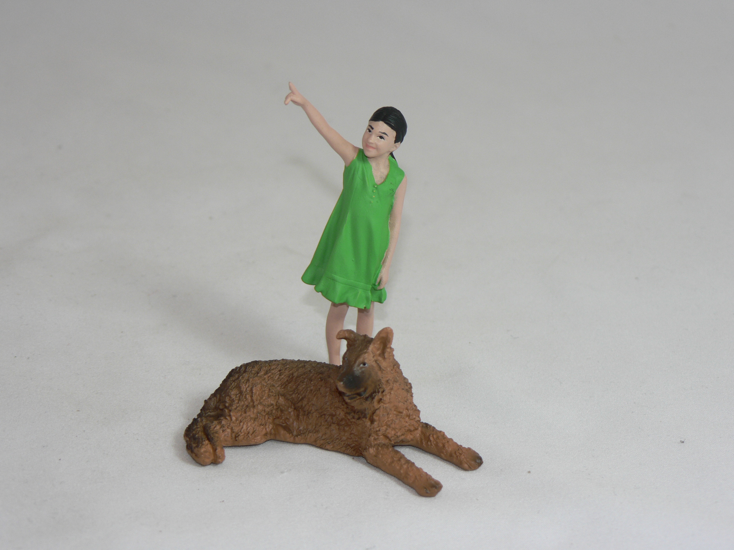 Figur  Flicka Med Hund  1:18 American Diorama