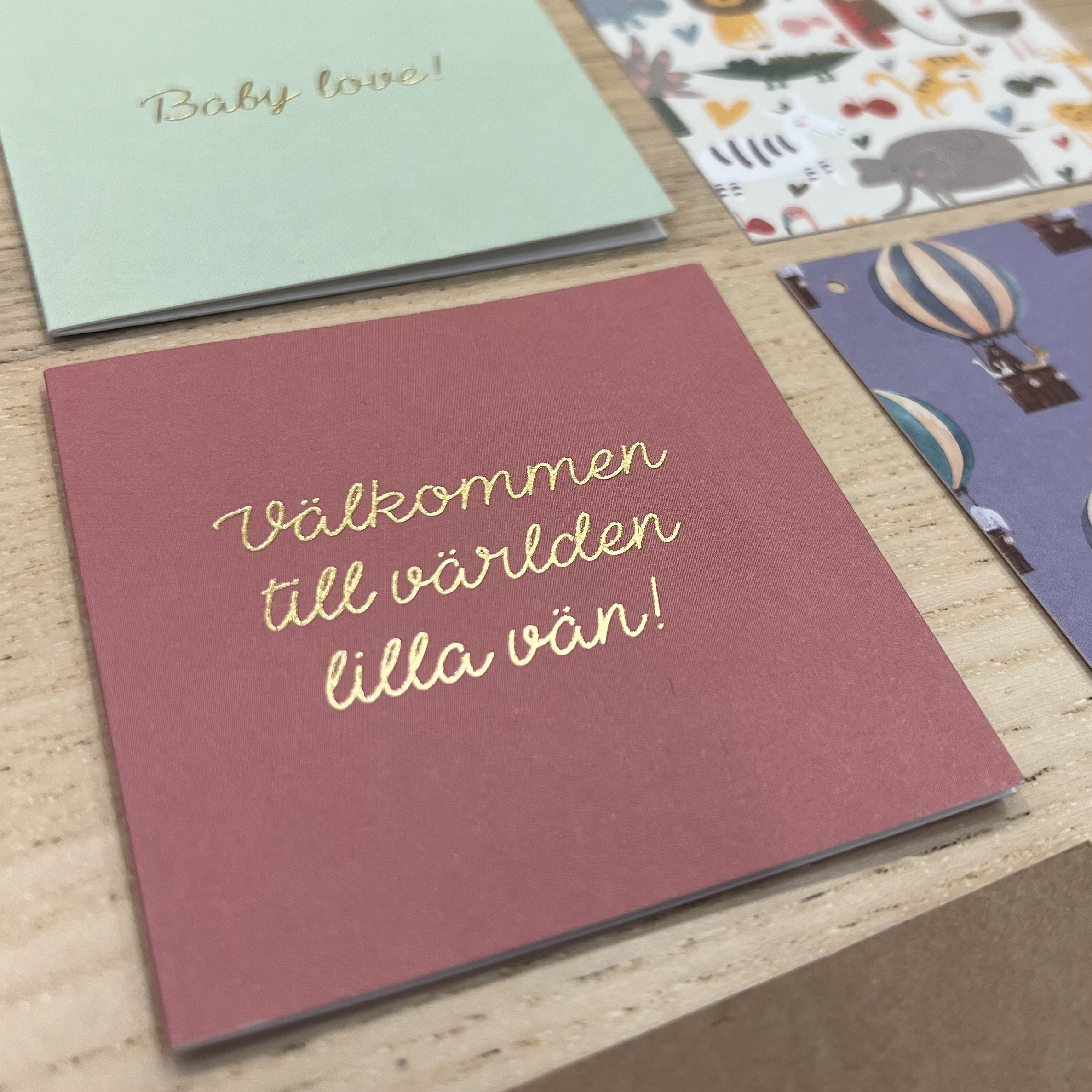 Paketinslagning - Enkla eller dubbla kort från Cards By JoJo!   Välj mellan många olika kort! Beställ det antal du önskar få inslagna!  - 4