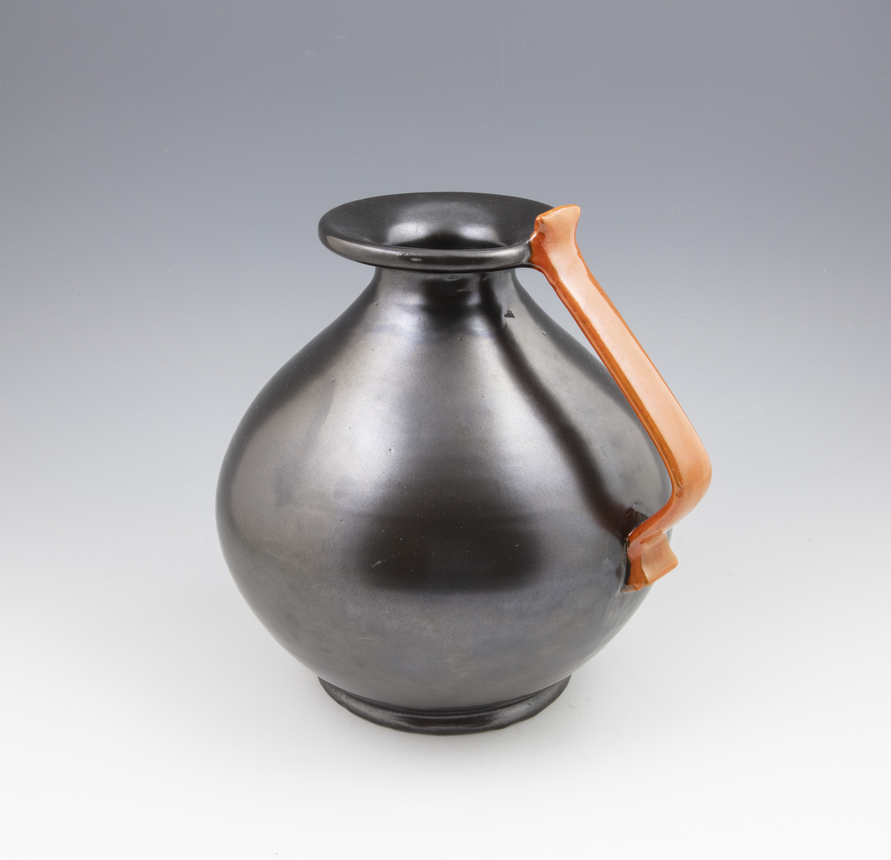 Vase with handles No. 2209 - 3