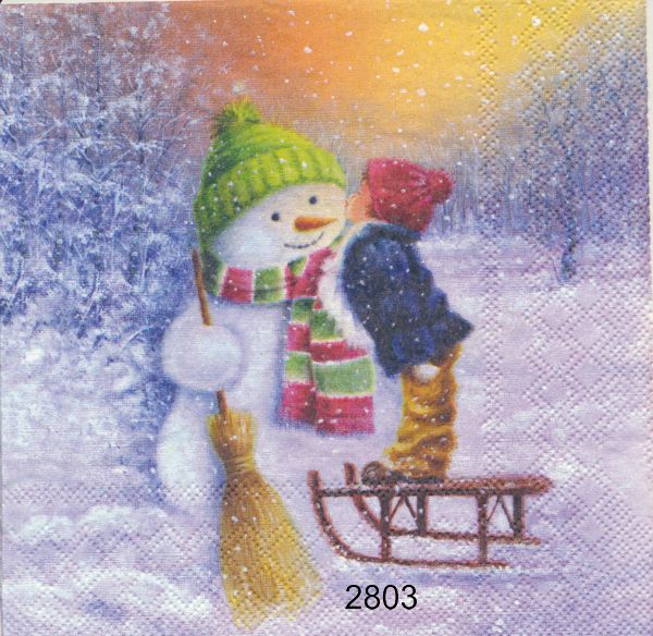 Flicka pussar snöbubben