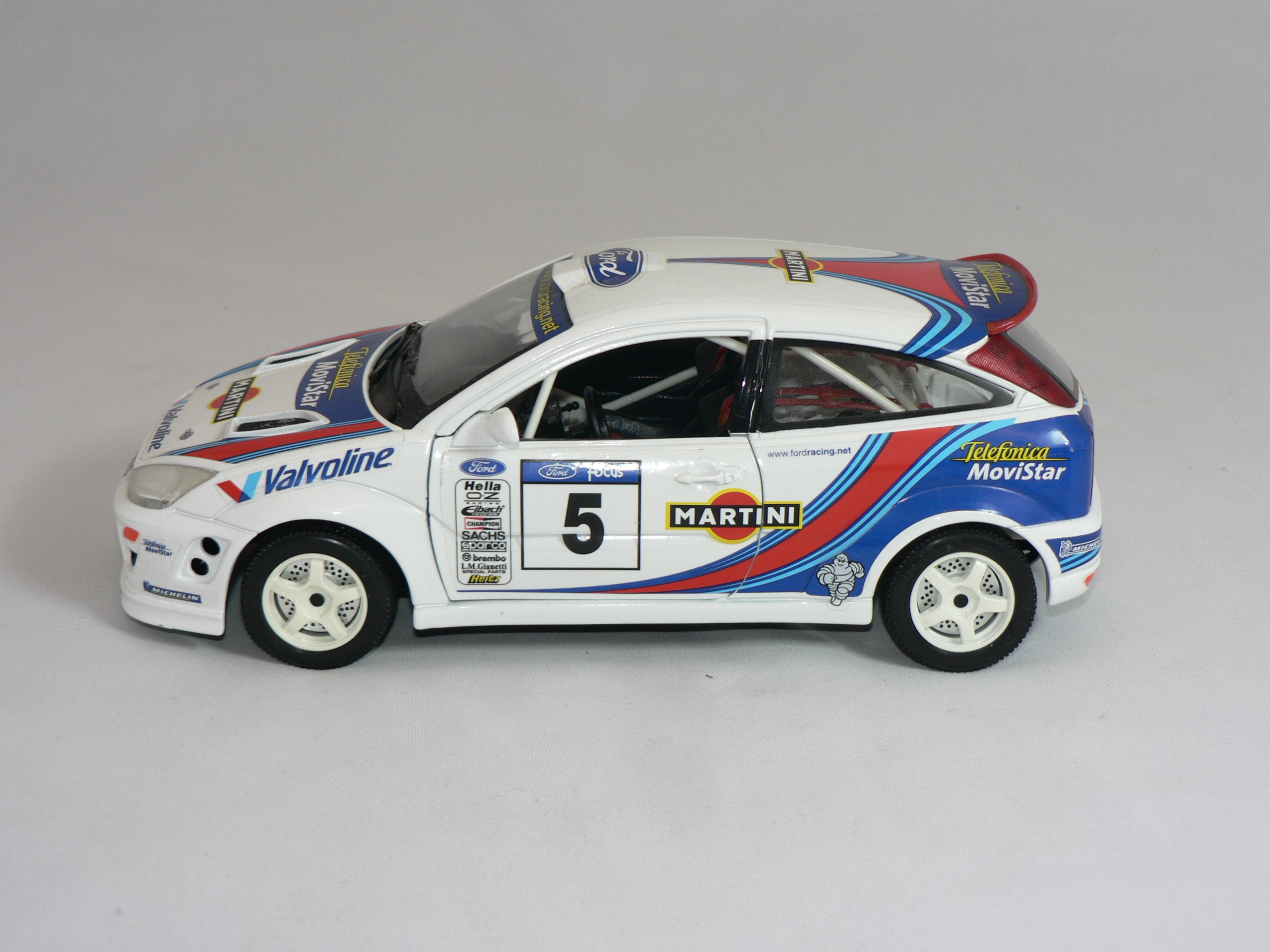 Ford Focus WRC #5  1:18  Burago - 4