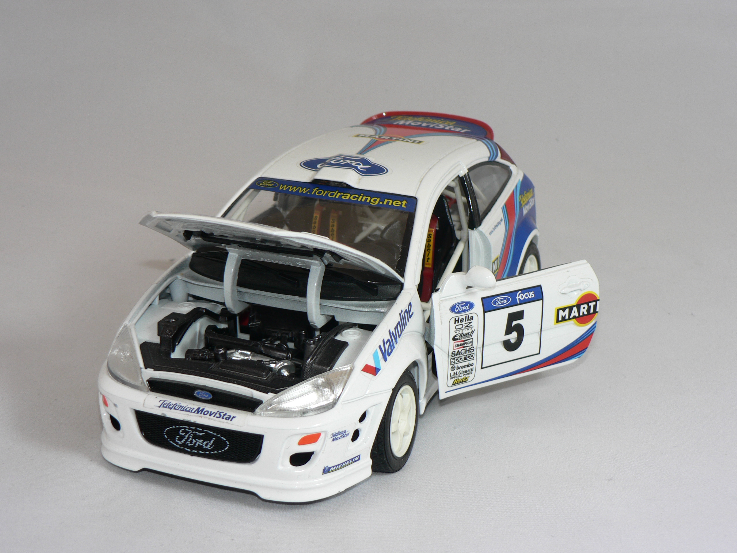 Ford Focus WRC #5  1:18  Burago - 2