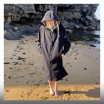 Vaikobi Beach Coat