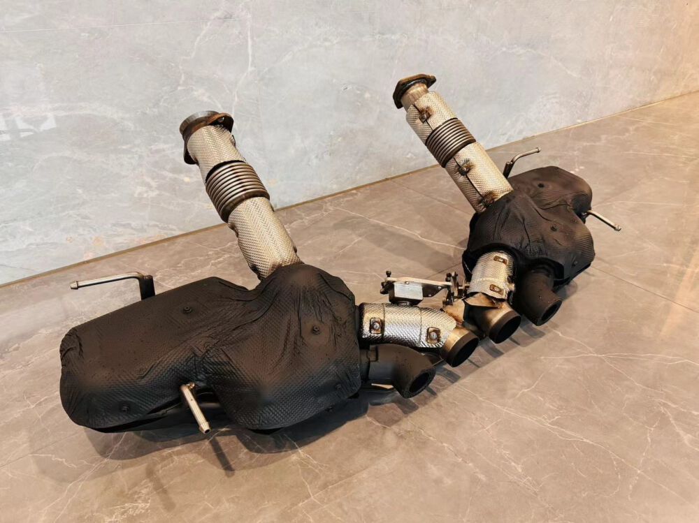 Z06 Avgassystem (CORVETTE C8 20-23) - 2