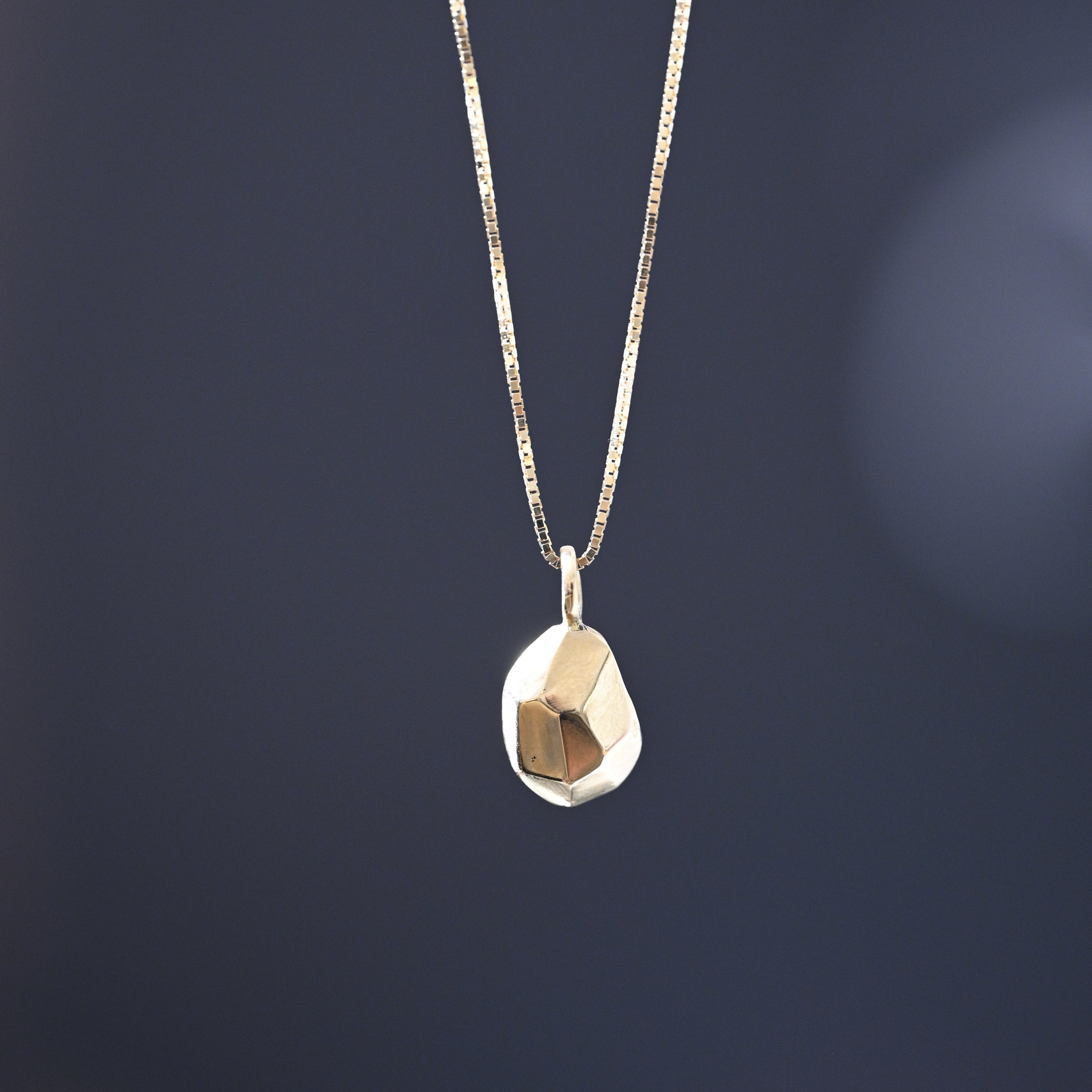 Hänge Älskad klimp 12 mm guld 18 karat