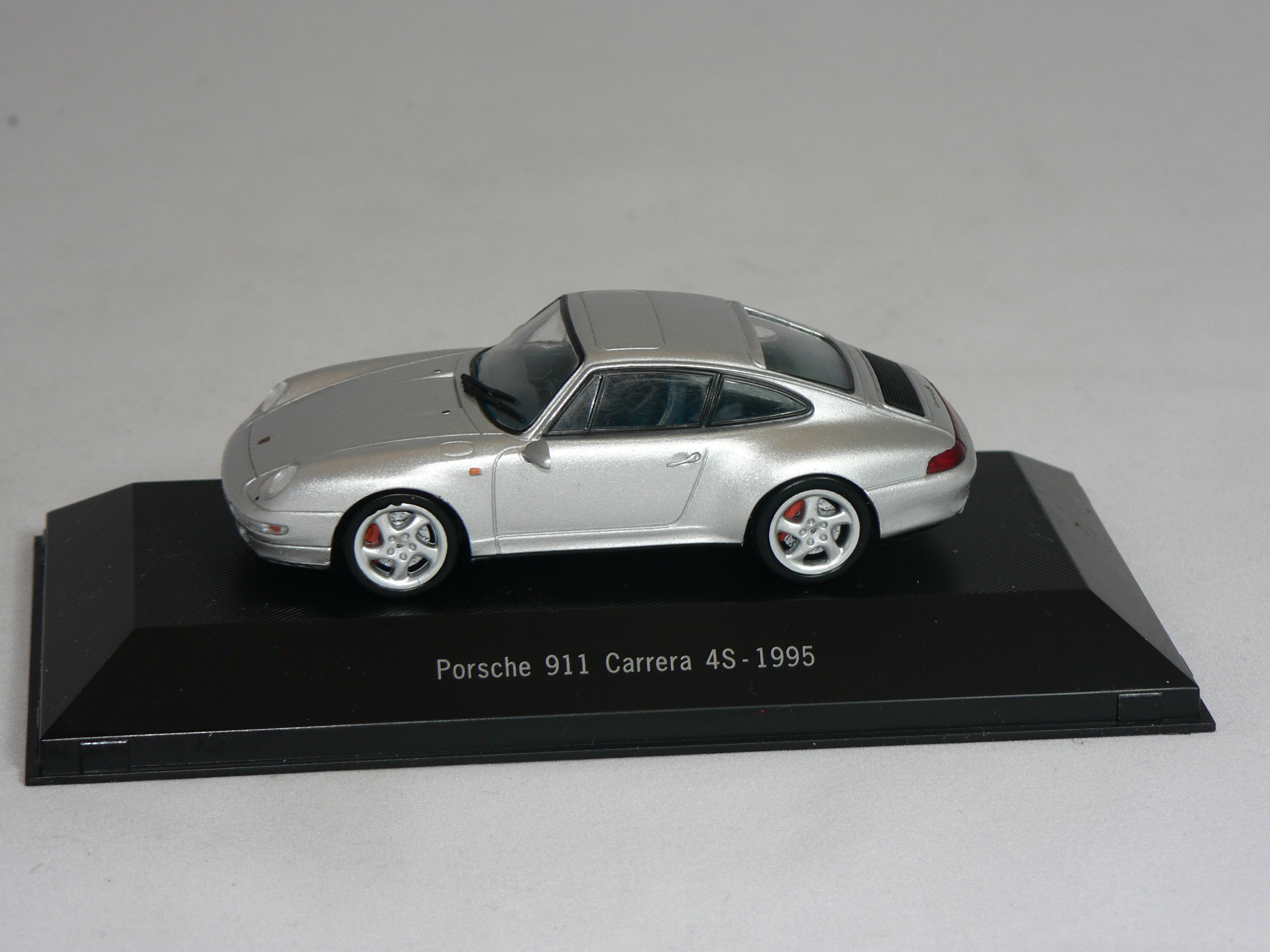 Porsche  911 Carrera 4S  1995    1:43  Atlas - 3