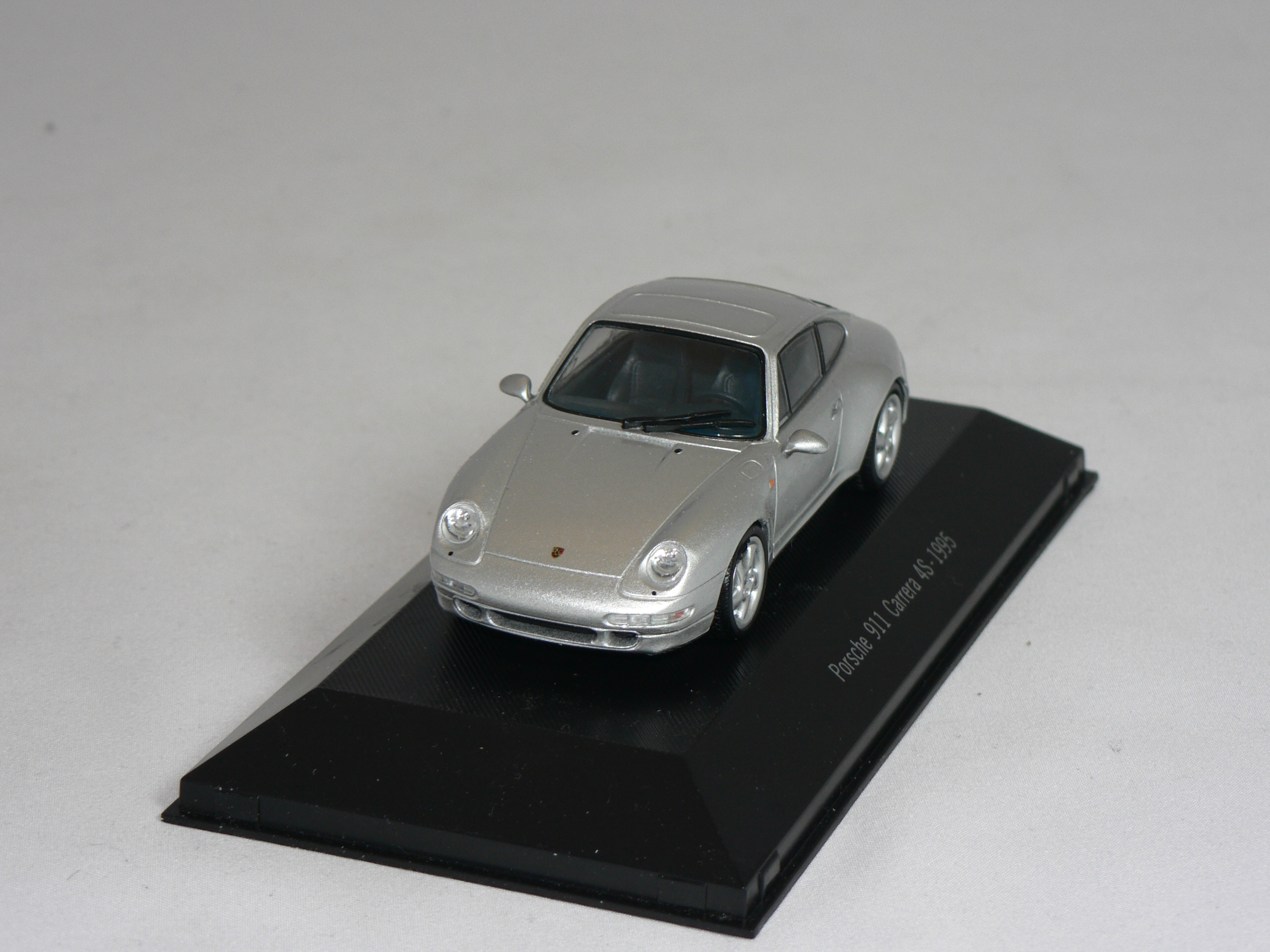 Porsche  911 Carrera 4S  1995    1:43  Atlas