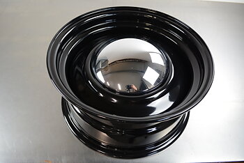 15x7 Smoothie 5-4."5/4.75" Black inc. Hub Cap