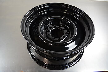 15x7 Smoothie 5-4."5/4.75" Black inc. Hub Cap