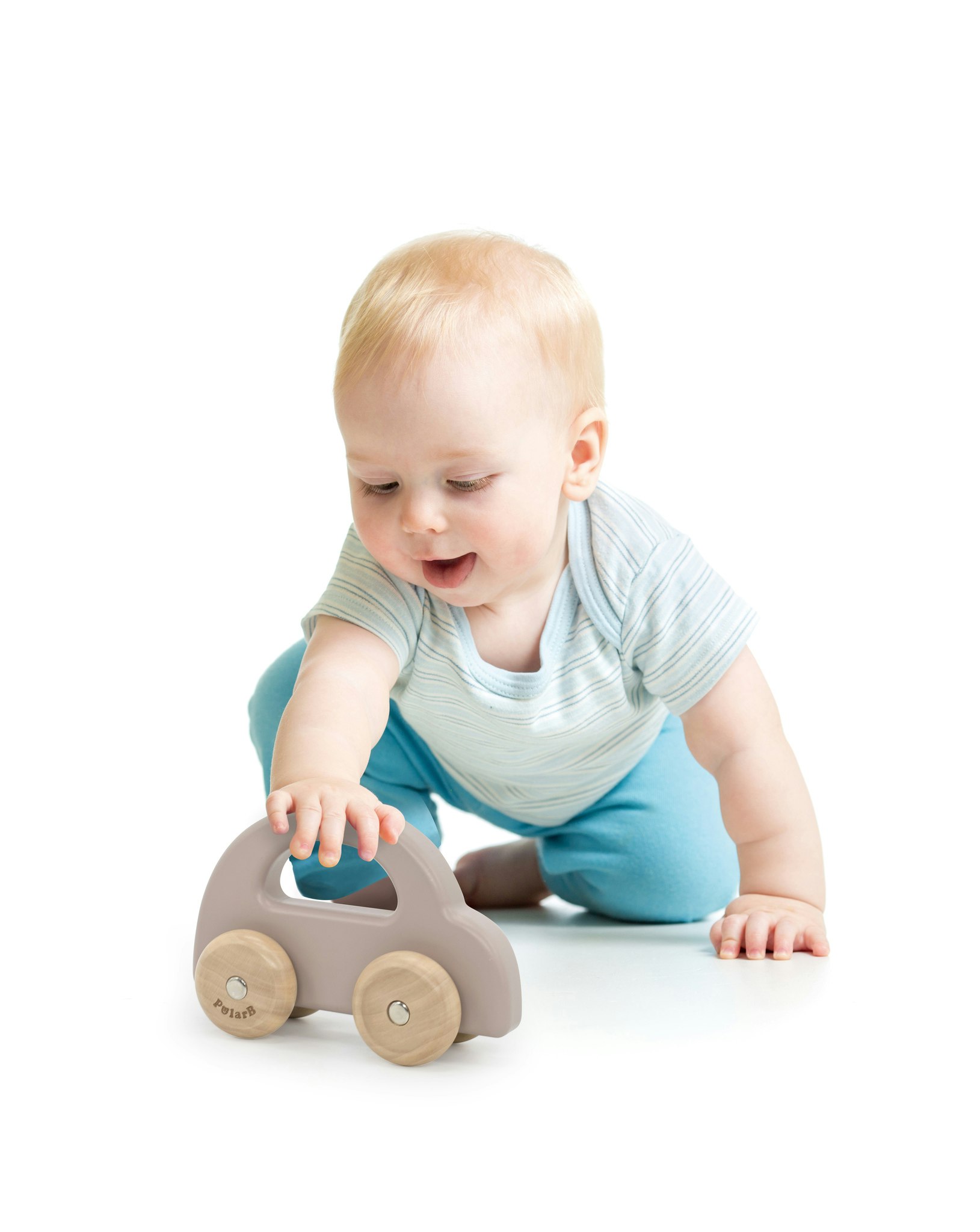 Old pink wooden car - Viga - 3