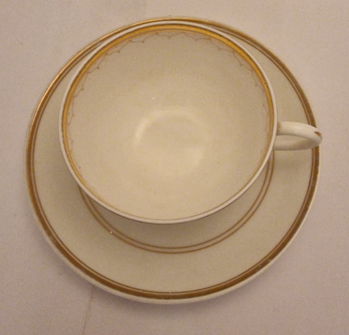Kaffekopp med fat gulddekor - 2