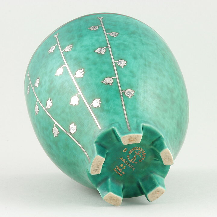 Wilhelm Kåge (Argenta 1955) Footed Widening Vase with Lily of the Valley Decor 14 cm (2)