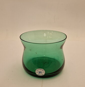 Reijmyre low emerald green vase