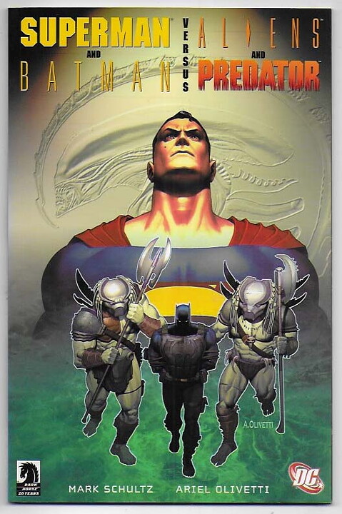 Superman and Batman vs. Aliens and Predator TP NM Solblekt på ryggen