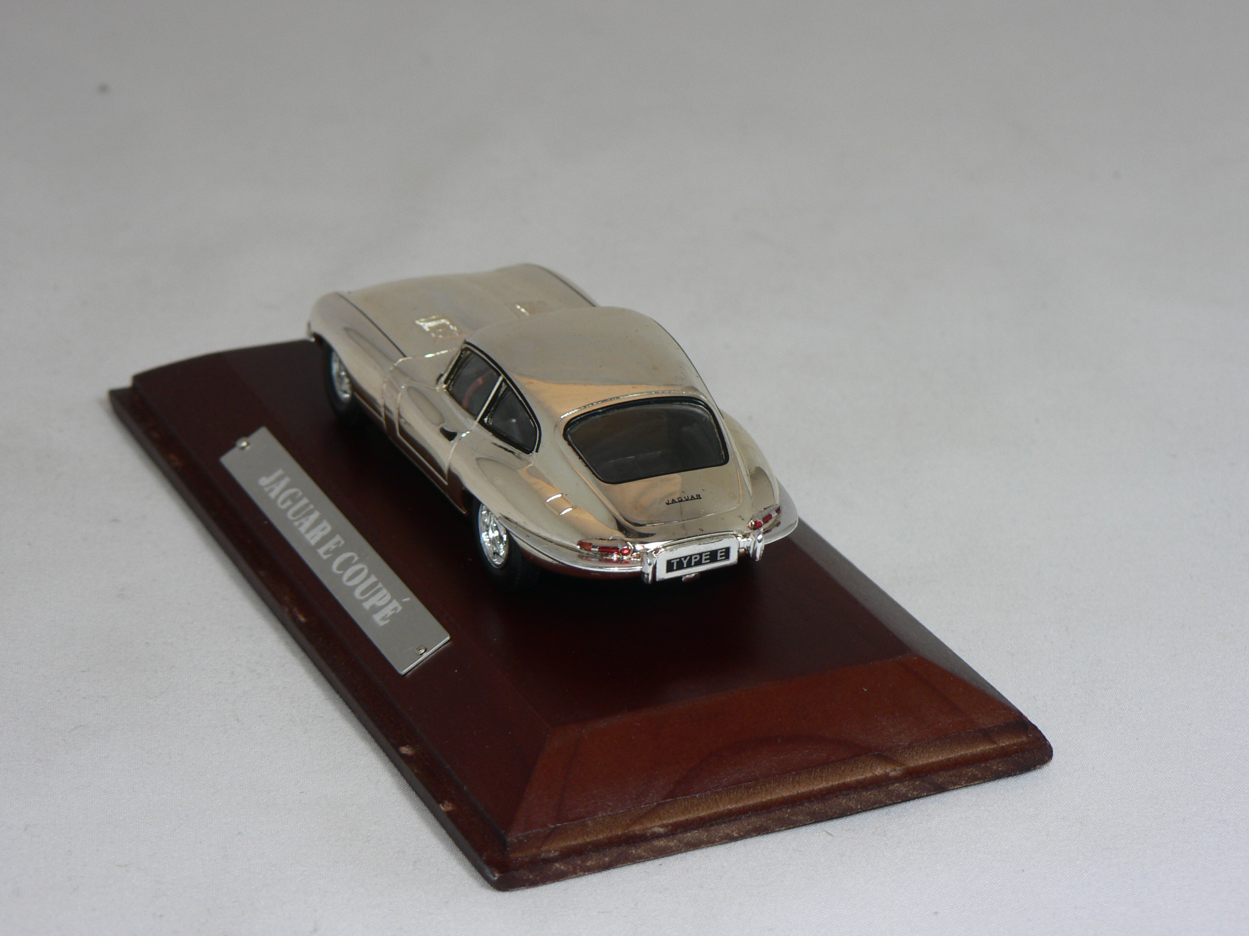 Jaguar E type Silver cars collection  1:43  Atlas - 2