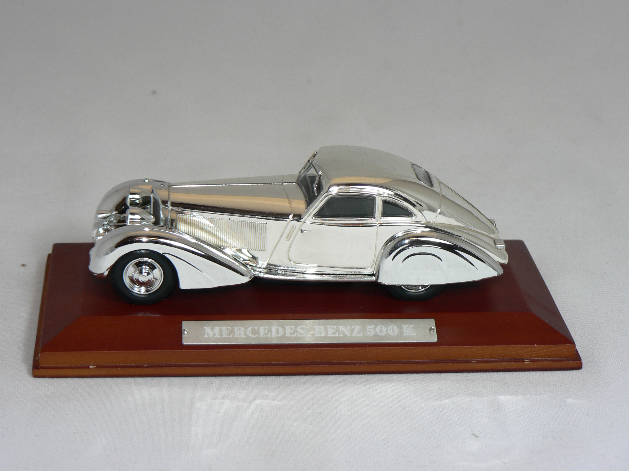 Mercedes-Benz 500 K  Silver cars collection  1:43  Atlas - 3