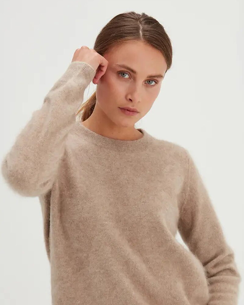 Kashmirjumper borstad rak o-neck mullvad