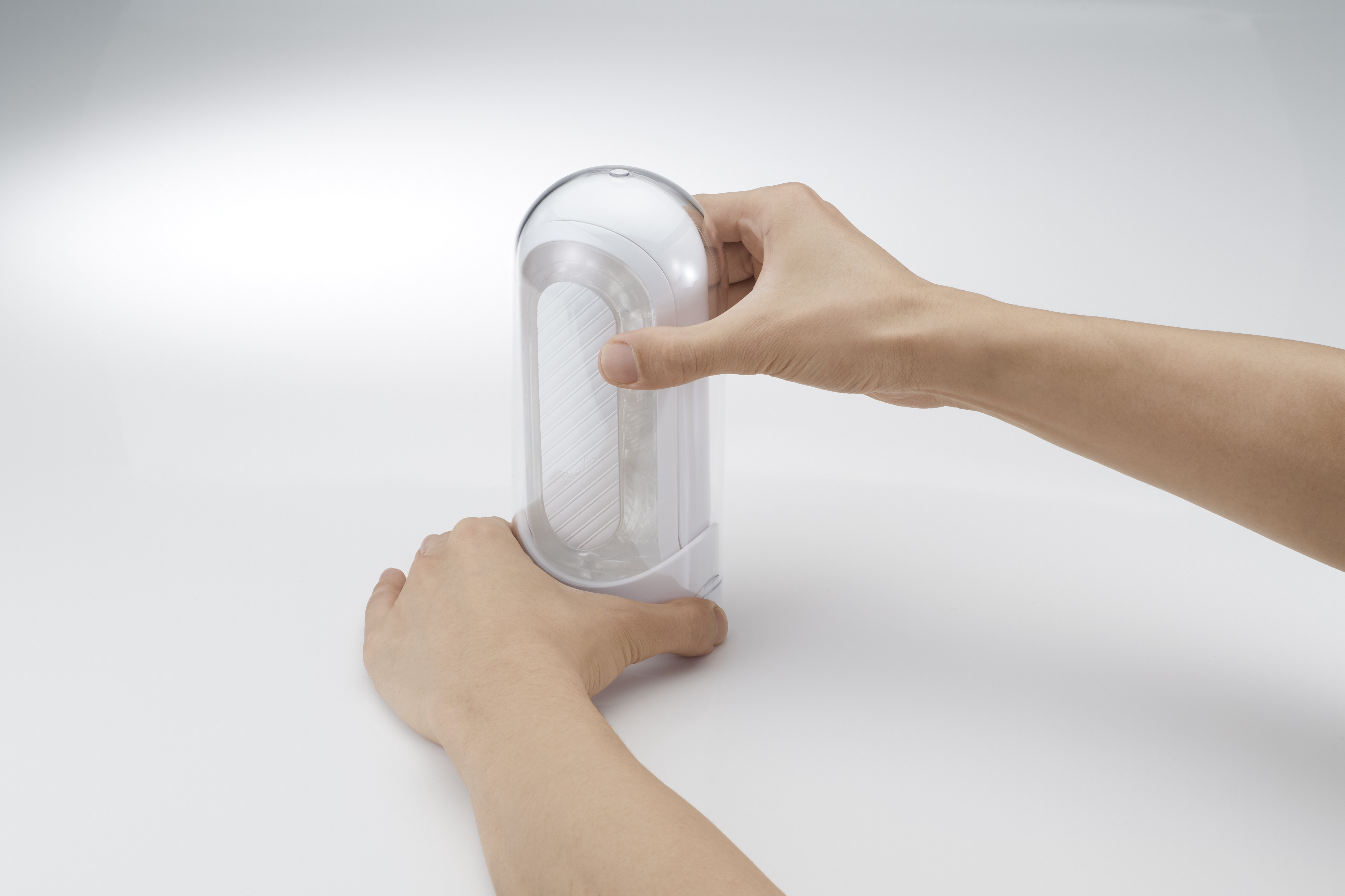 Tenga Flip Zero Gravity White - 8