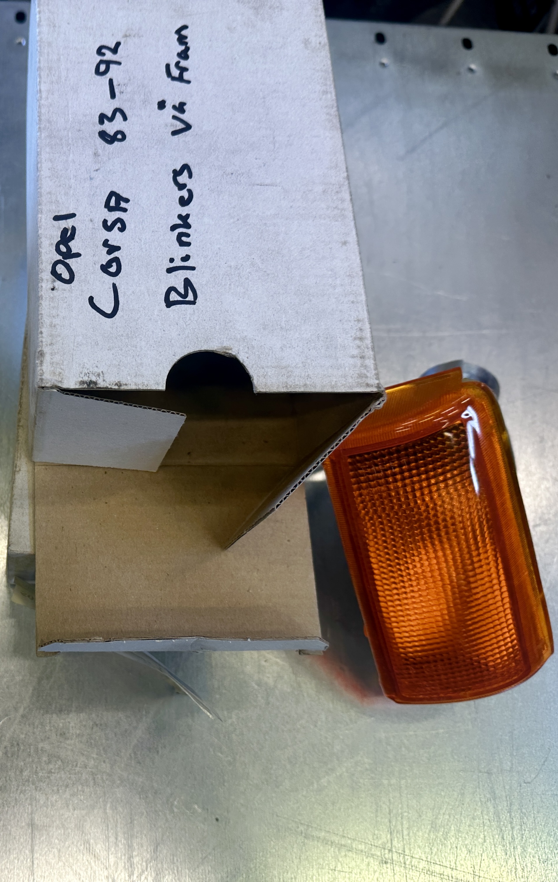 Corsa A - Front Turn Signal