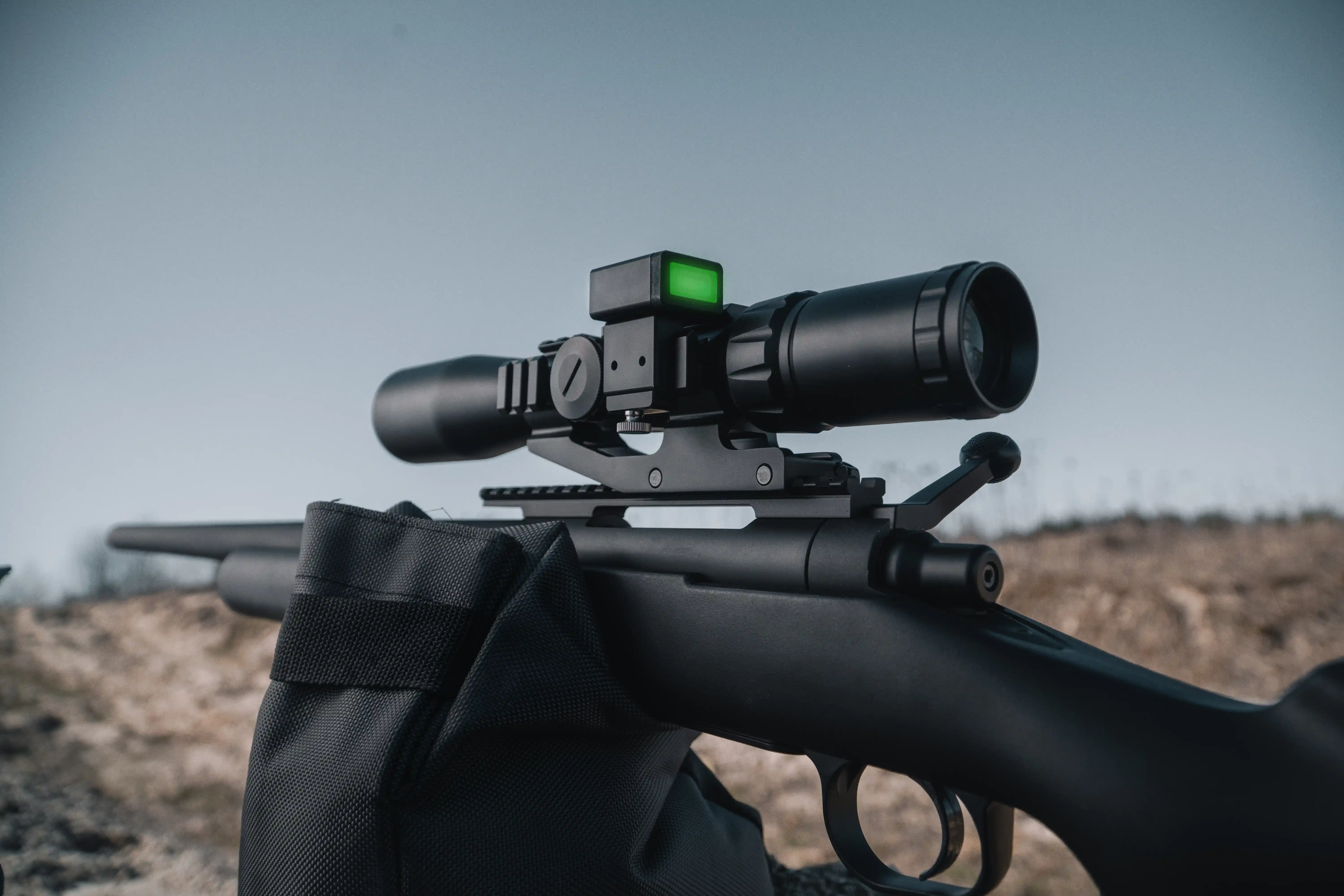 Shooters Global SG Pulse with Picatinny & M-Lok Mount 7