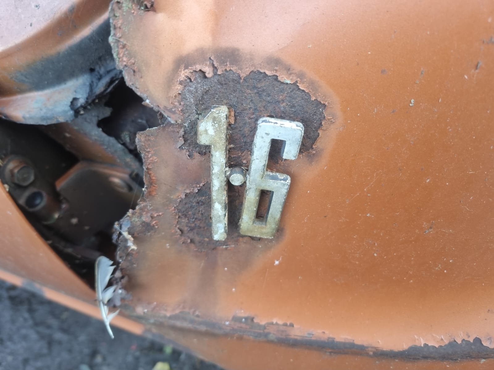 Ford Taunus - Spare part car (parts for sale) - 6