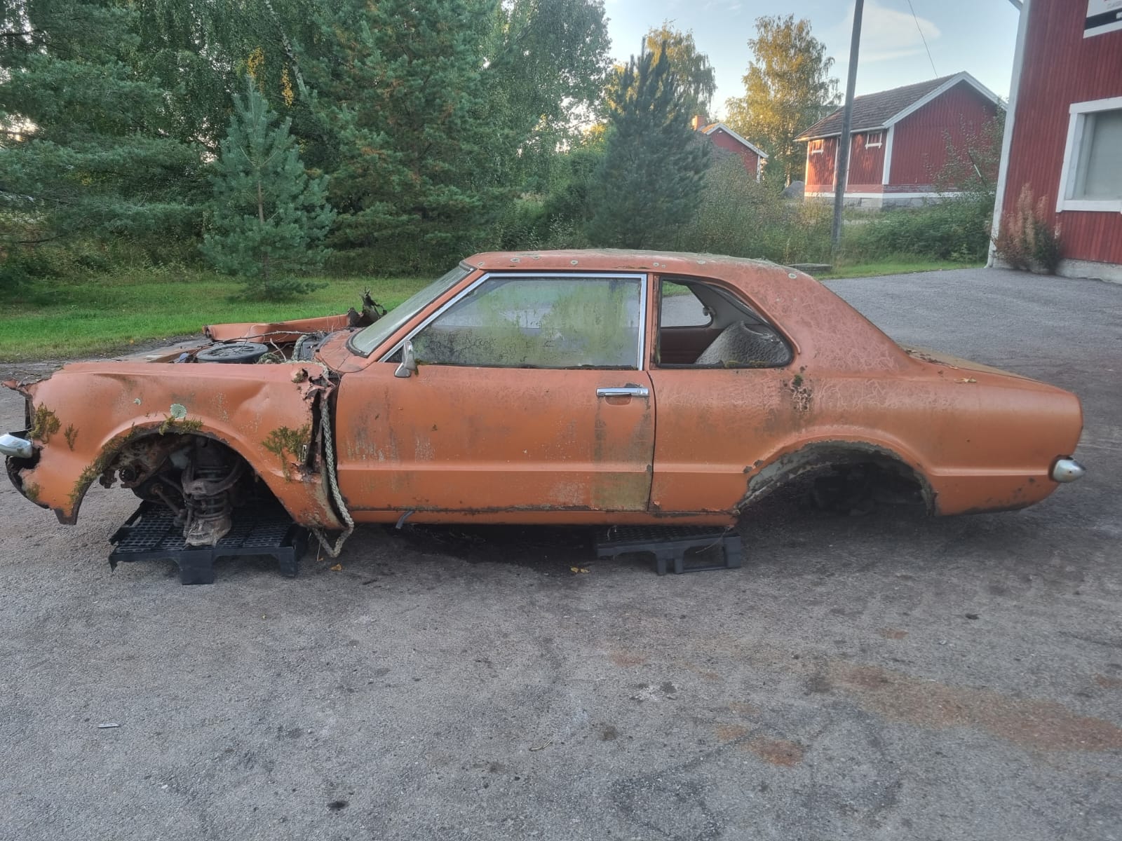 Ford Taunus - Spare part car (parts for sale) - 7