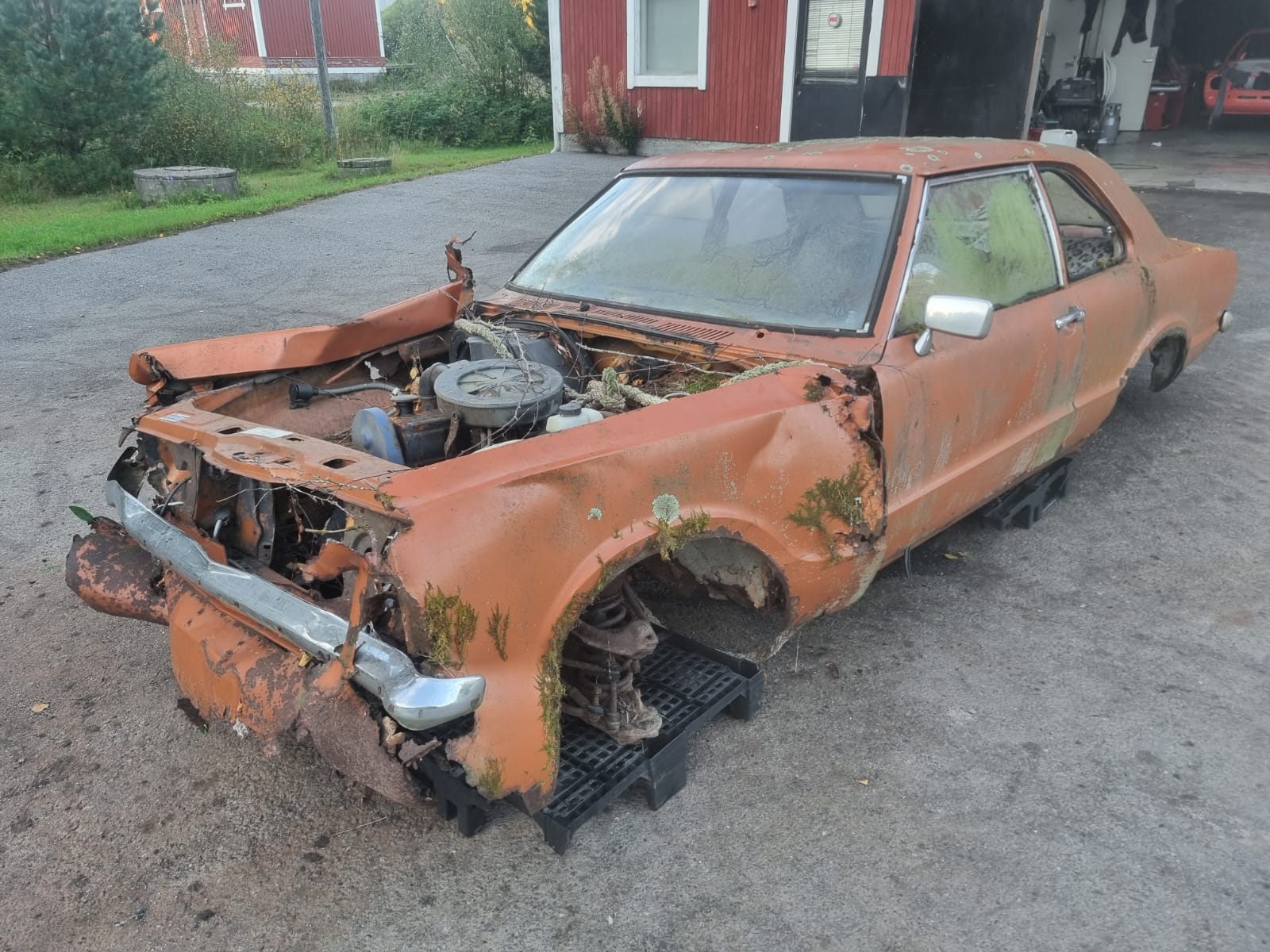 Ford Taunus - Spare part car (parts for sale)