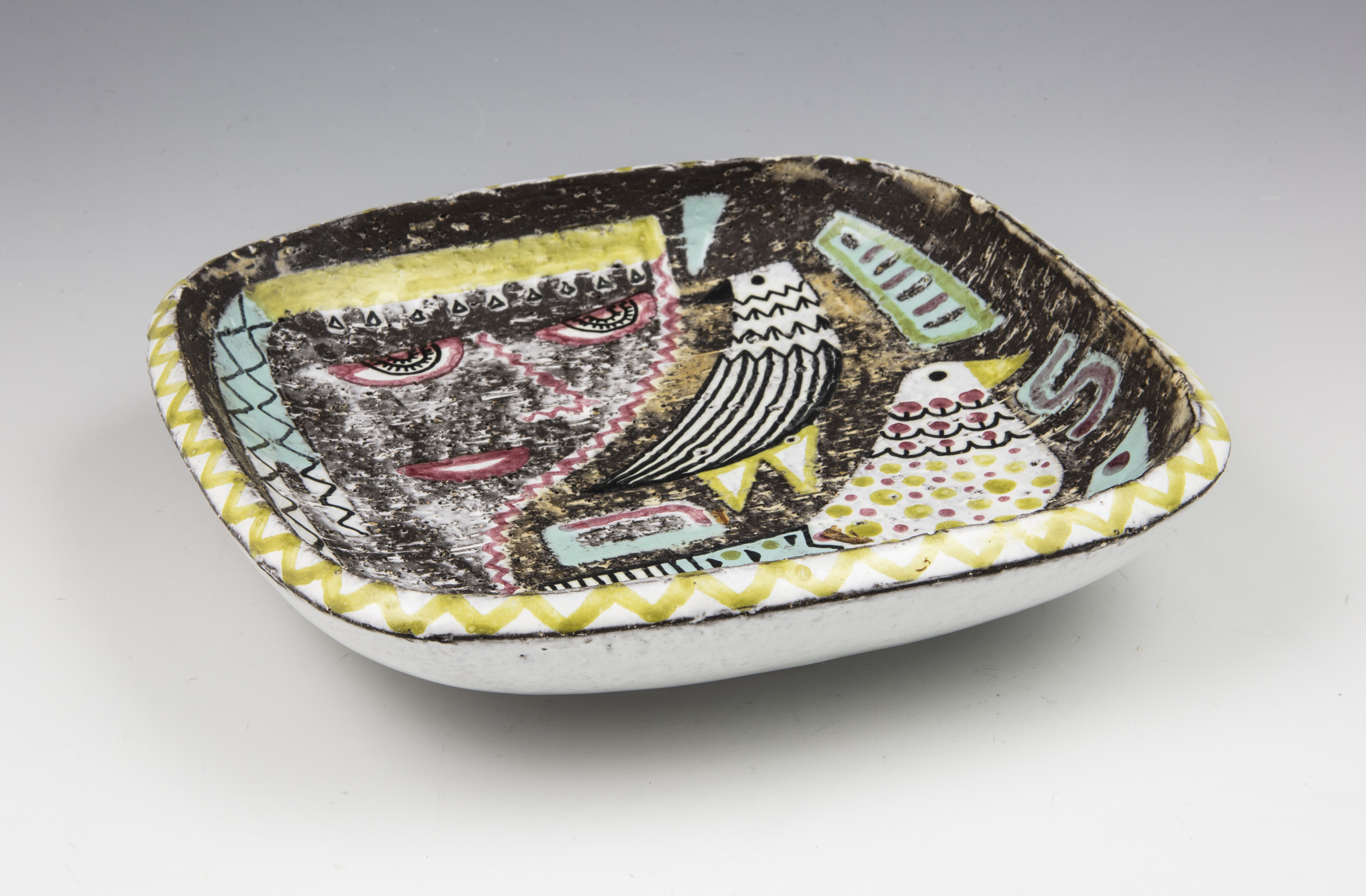 Plate / Bowl no. 4068, Decor B - 3