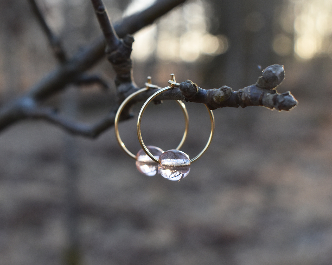 ÄLVANÄS MIST - rosa örhängen guldpläterade