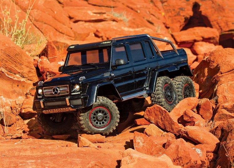 Traxxas TRX-6 Mercedes-Benz G63 AMG 6X6 TQi RTR Clipless Svart - 15